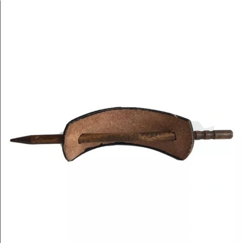 N/A beautiful tooled